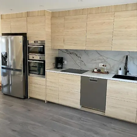 Praktfull Til Utleie Egnet For Barnefamilier 度假居 *