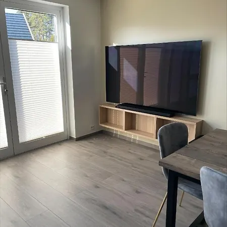 Praktfull Til Utleie Egnet For Barnefamilier 度假居