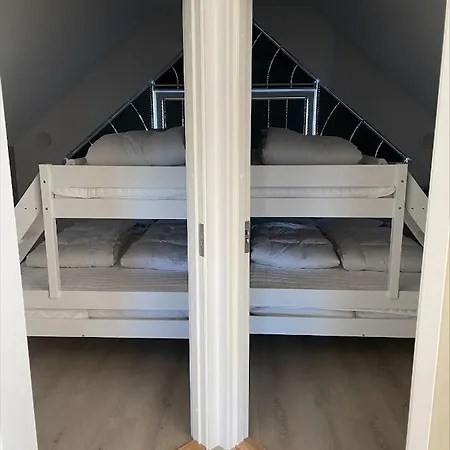 Praktfull Til Utleie Egnet For Barnefamilier 度假居