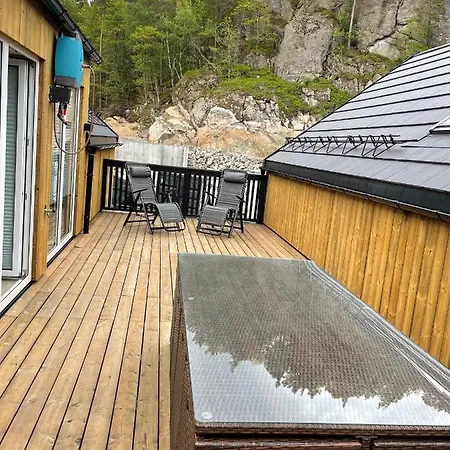 Ferienhaus Aros House - Indoor Pool, Jacuzzi & Sauna Søgne